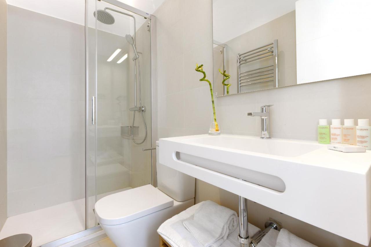 Latina Plaza Apartment Мадрид Екстериор снимка