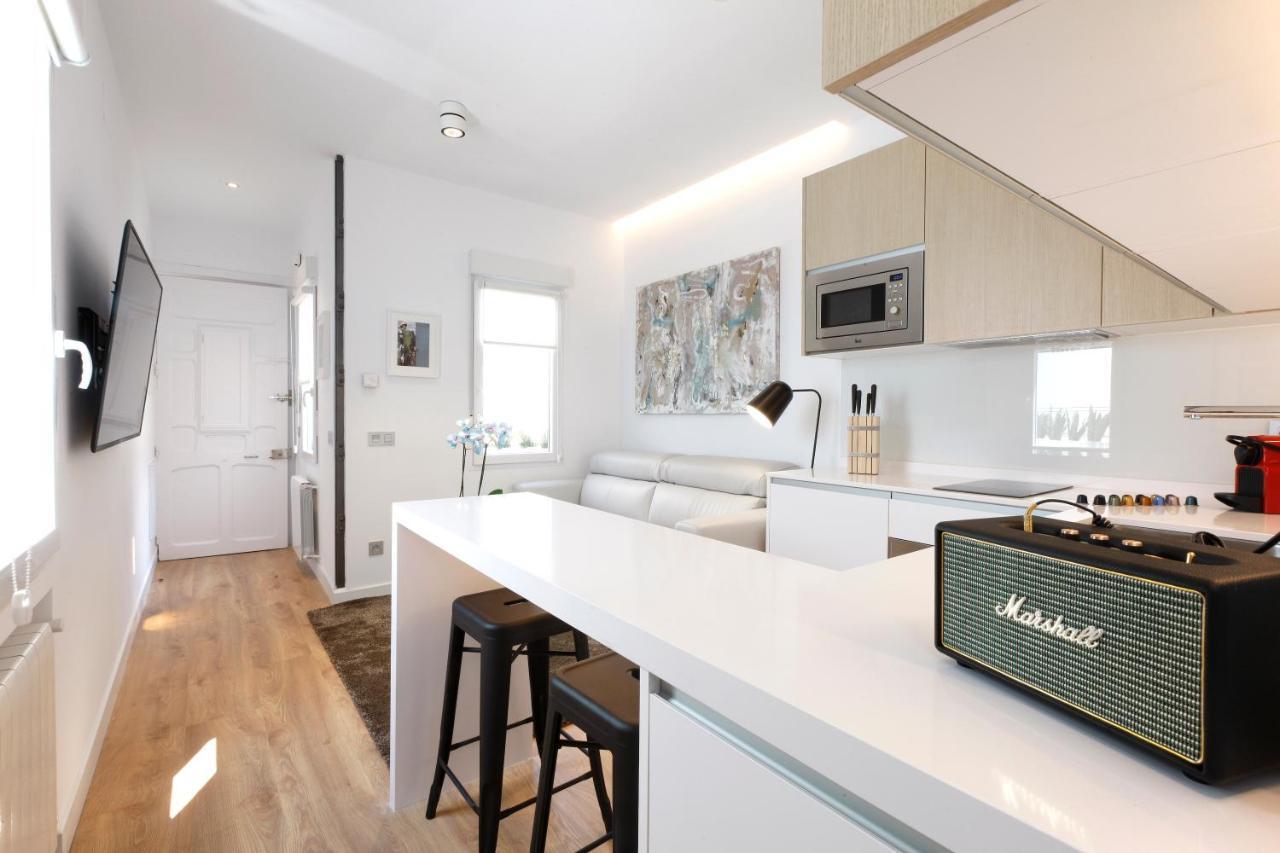 Latina Plaza Apartment Мадрид Екстериор снимка