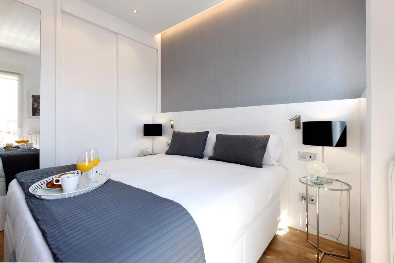 Latina Plaza Apartment Мадрид Екстериор снимка